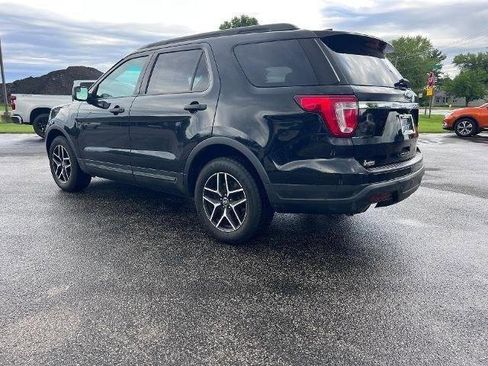 Used 2018 Ford Explorer FWD image 7