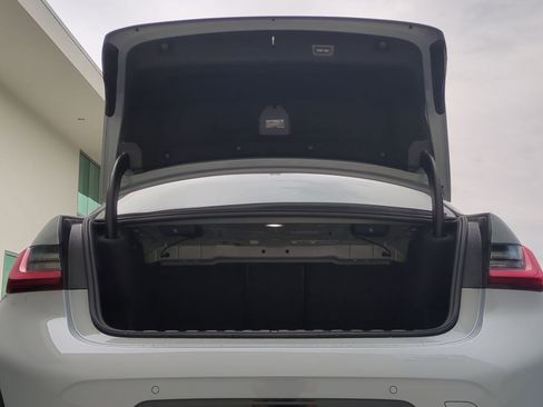 Certified 2026 BMW 330i Sedan w/ M Sport Package image 38