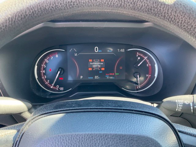 Used 2025 Toyota RAV4 XLE AWD/4WD image 10