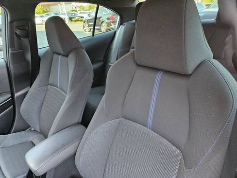 Used 2021 Toyota Corolla SE FWD image 17