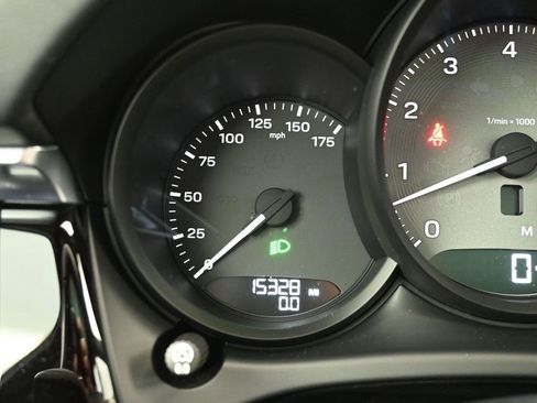 Used 2022 Porsche Macan S image 19