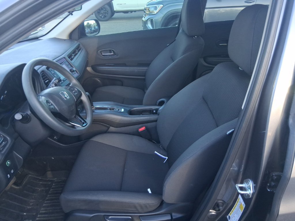 Used 2022 Honda HR-V LX image 9