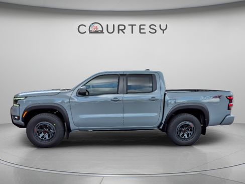 New 2026 Nissan Frontier PRO-4X w/ Pro Premium Package AWD/4WD image 2