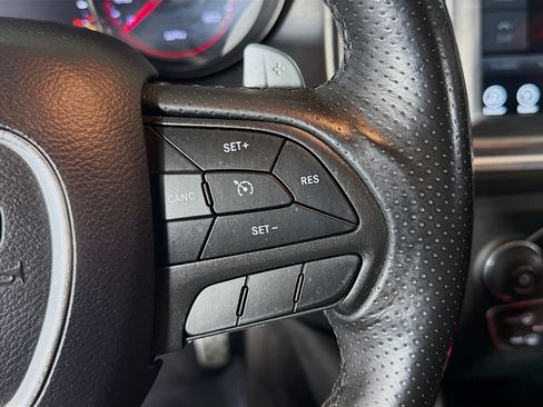 Used 2017 Dodge Charger R/T image 15