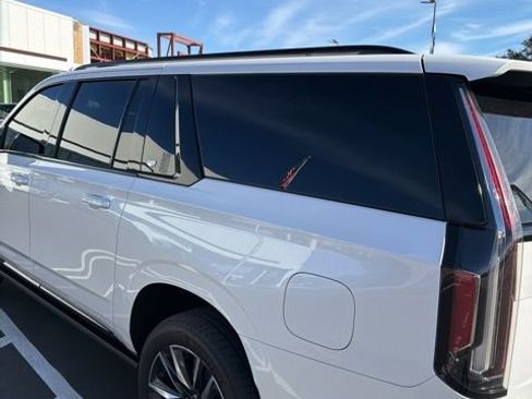 Used 2021 Cadillac Escalade ESV Sport w/ Driver Assist Tech Package image 8