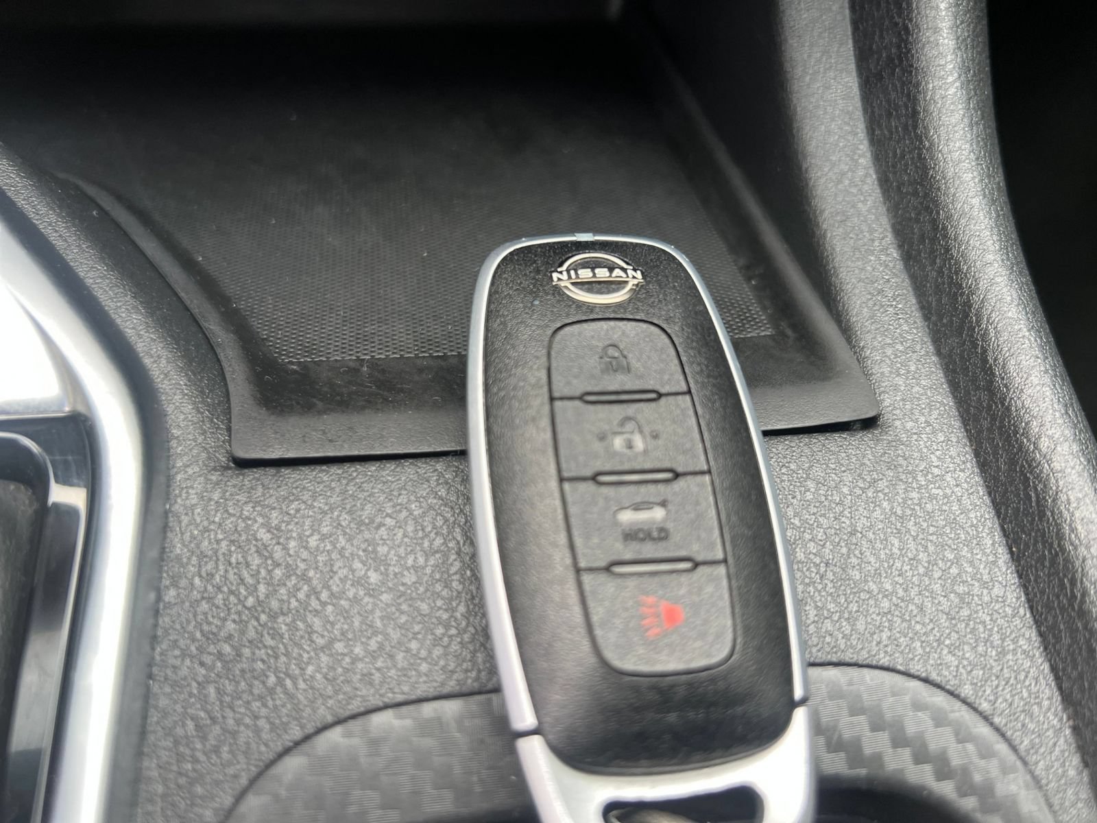 Used 2025 Nissan Sentra SV FWD image 18