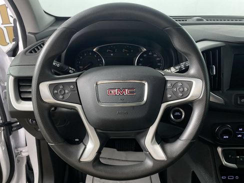 Used 2024 GMC Terrain SLE w/ Driver Convenience Package FWD image 14