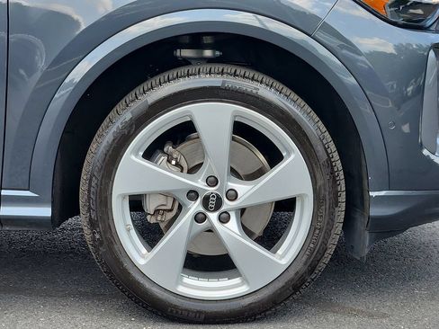 Certified 2025 Audi Q5 Premium Plus w/ Premium Plus AWD/4WD image 14