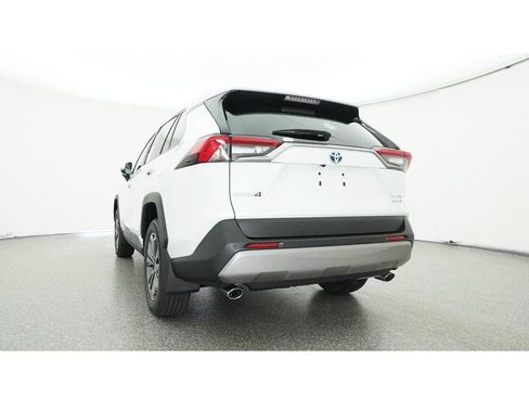 Used 2024 Toyota RAV4 Limited w/ Advanced Technology Package AWD/4WD image 28