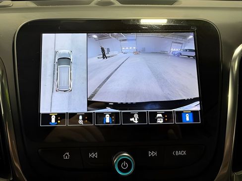 Used 2024 Chevrolet Equinox LT AWD/4WD image 25