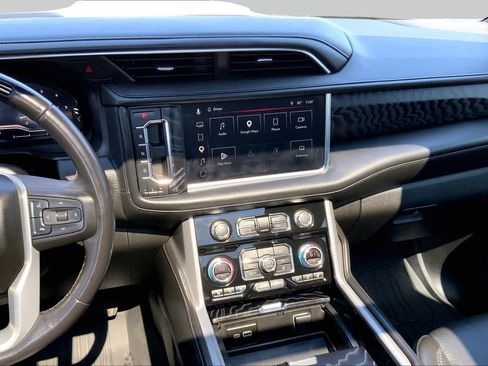 Used 2023 GMC Yukon Denali w/ Denali Reserve Package AWD/4WD image 7