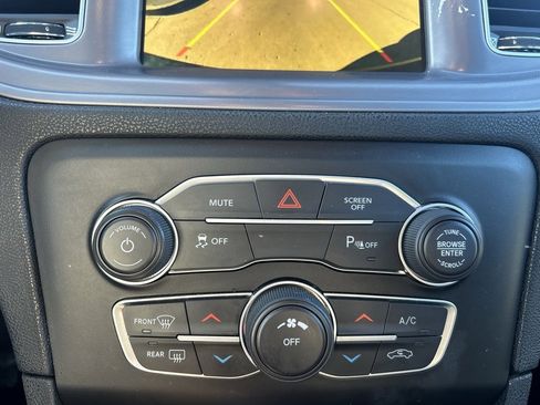 Used 2023 Dodge Charger SXT image 21