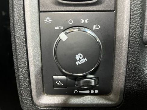 Used 2014 RAM 1500 Express AWD/4WD image 14