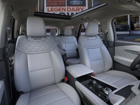 New 2026 Ford Explorer Platinum w/ LUX Leather Package AWD/4WD image 10