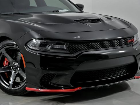 Used 2018 Dodge Charger SRT Hellcat w/ Harman/Kardon Audio Group image 3