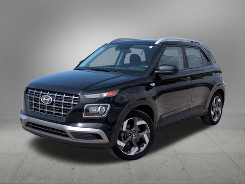 Certified 2023 Hyundai Venue SEL FWD image 1