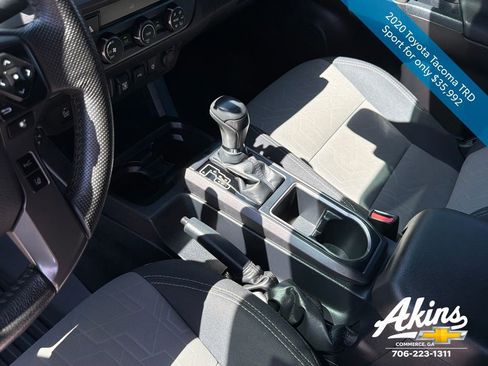 Used 2020 Toyota Tacoma TRD Sport w/ Technology Package AWD/4WD image 14