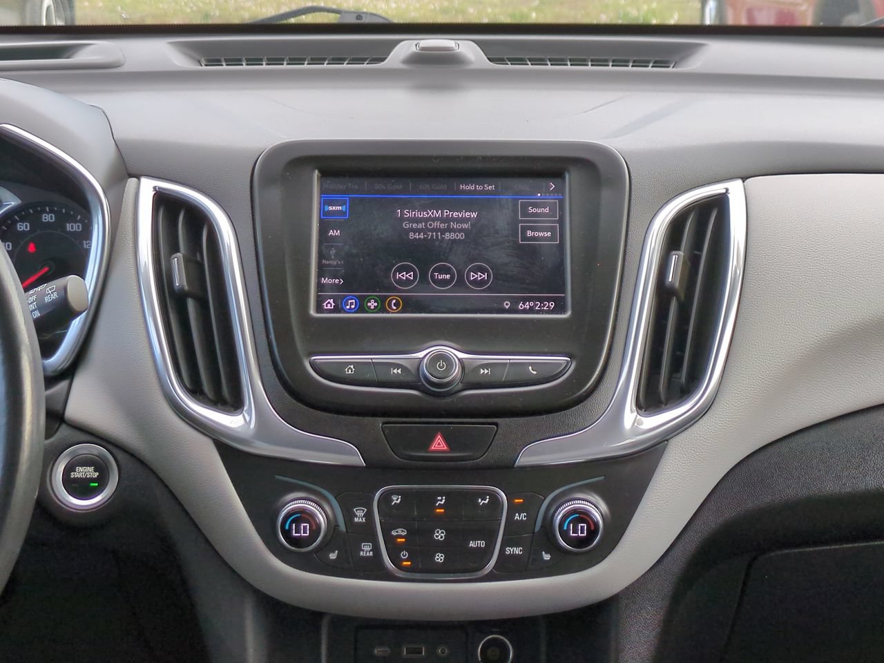 Used 2021 Chevrolet Equinox LT FWD image 16