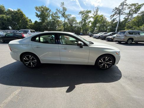 Certified 2024 Volvo S60 B5 Plus FWD image 18