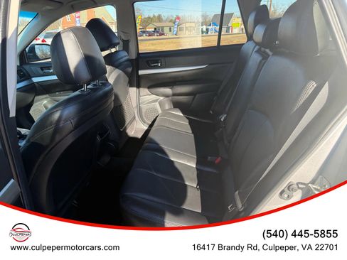 Used 2011 Subaru Outback 2.5i Premium w/ All-Weather Pkg image 10