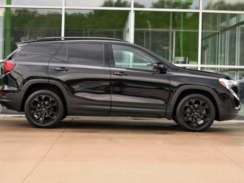 Used 2019 GMC Terrain SLE image 8