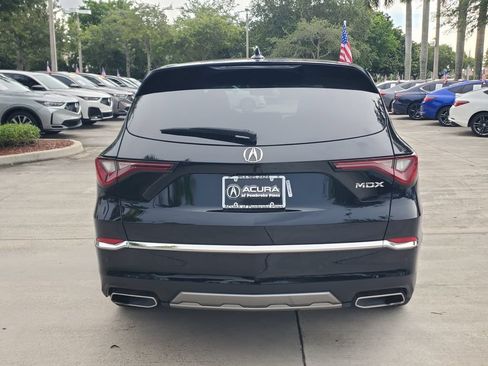 Used 2025 Acura MDX w/ Technology Package FWD image 6