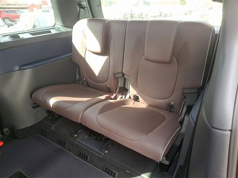 New 2025 Volkswagen ID. Buzz Pro S image 6