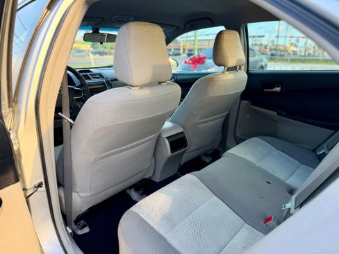 Used 2012 Toyota Camry FWD image 2