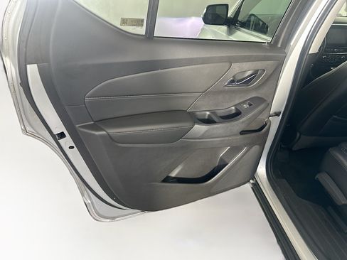 Used 2018 Chevrolet Traverse LT AWD/4WD image 26