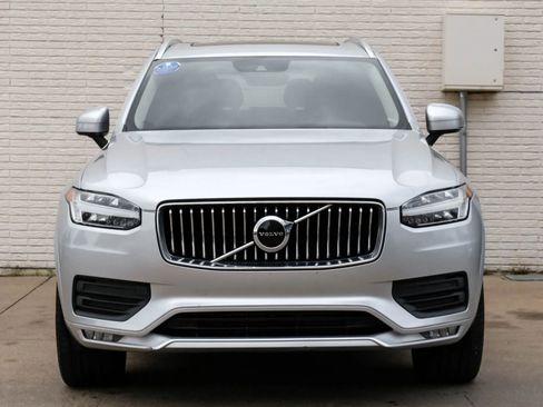 Used 2020 Volvo XC90 T5 Momentum w/ Protection Package Premier FWD image 5
