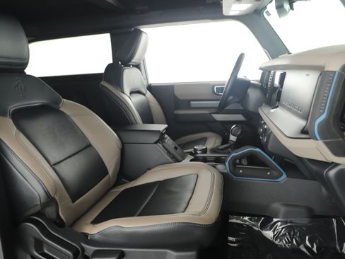 Certified 2023 Ford Bronco Wildtrak image 20