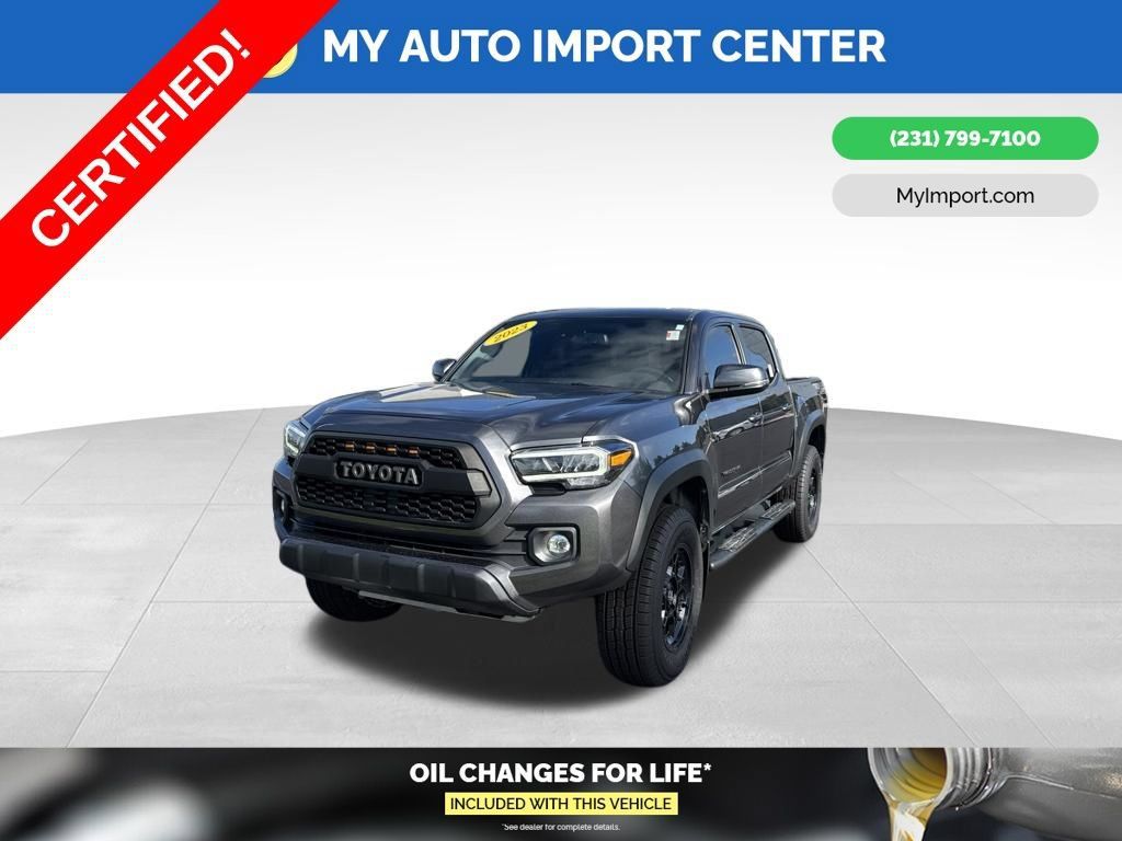 Certified 2023 Toyota Tacoma TRD Off-Road w/ Black Out Package (TMS) AWD/4WD image 3