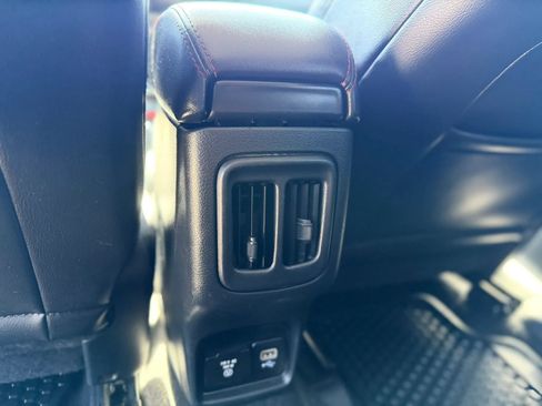 Used 2021 Jeep Compass Trailhawk AWD/4WD image 23