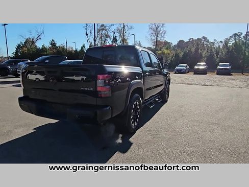 Used 2022 Nissan Frontier Pro-X image 32