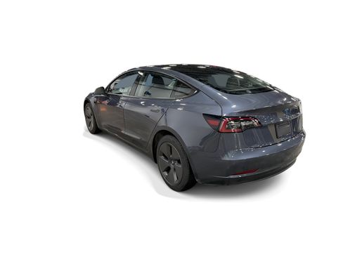 Certified 2023 Tesla Model 3 Standard Range RWD image 4
