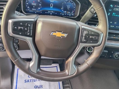 Used 2025 Chevrolet Silverado 1500 LT image 14