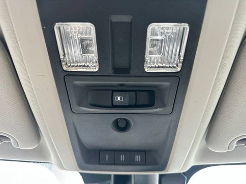 Used 2018 RAM 1500 Laramie w/ Convenience Group AWD/4WD image 44