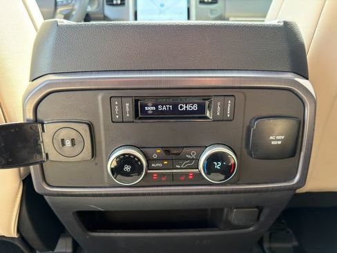Used 2024 Ford Expedition Max Platinum AWD/4WD image 17
