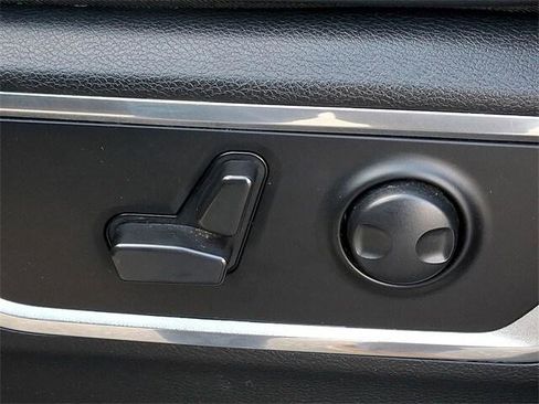 Certified 2022 RAM 1500 Laramie image 33