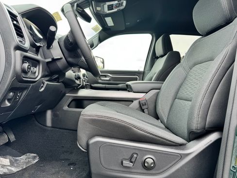 New 2026 RAM 1500 Big Horn AWD/4WD image 15