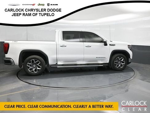 Used 2022 GMC Sierra 1500 SLT w/ SLT Premium Plus Package AWD/4WD image 4