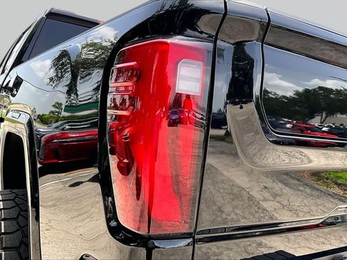 Used 2024 GMC Sierra 2500 Denali Ultimate AWD/4WD image 29