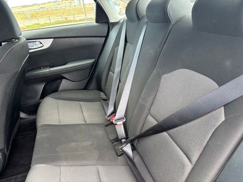 Used 2024 Kia Forte Sedan FWD image 17