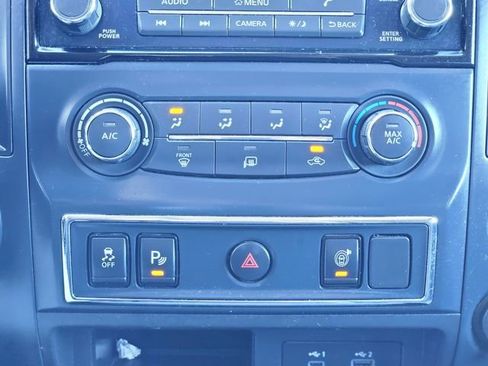 Certified 2023 Nissan Titan SV image 24