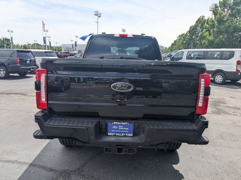 Used 2025 Ford F350 Lariat w/ Black Appearance Package AWD/4WD image 5