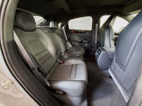 New 2026 Porsche Cayenne GTS image 20