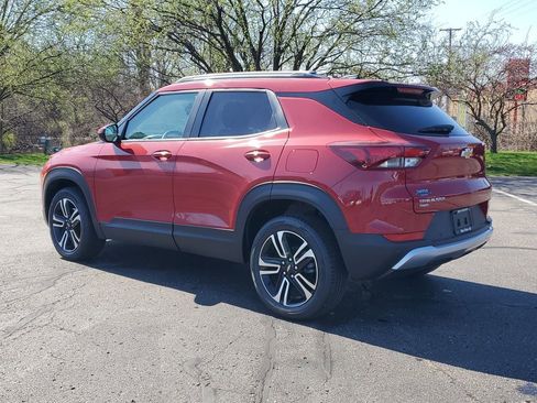Used 2026 Chevrolet TrailBlazer LT w/ LT Cold Weather Package AWD/4WD image 4