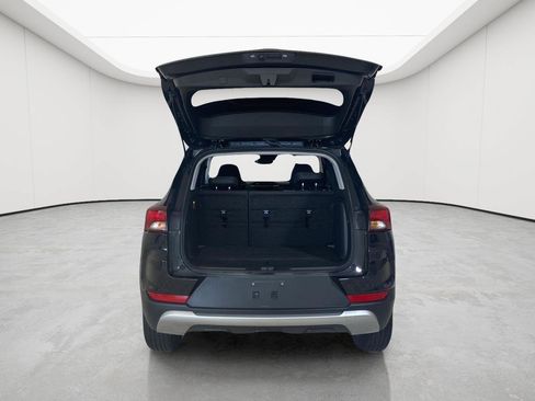 Used 2023 Chevrolet TrailBlazer LT FWD image 11