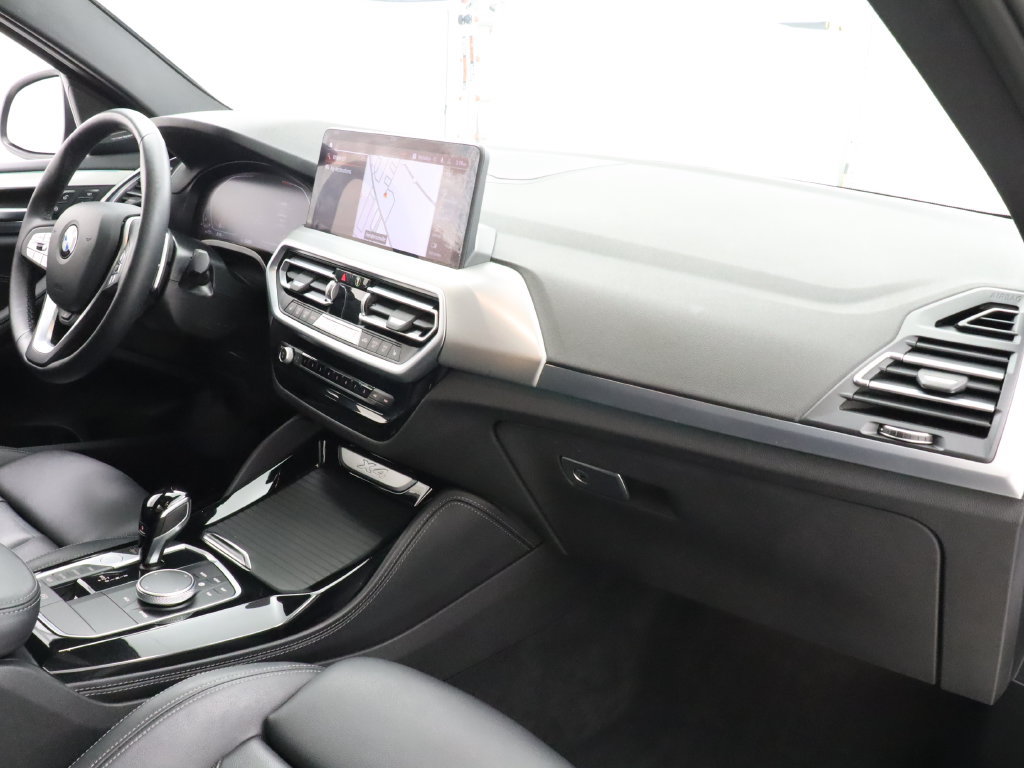 Used 2023 BMW X4 xDrive30i w/ Premium Package AWD/4WD image 29