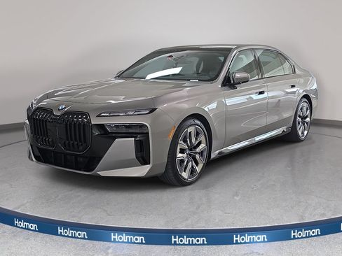 Used 2026 BMW 740i w/ Executive Package RWD image 1